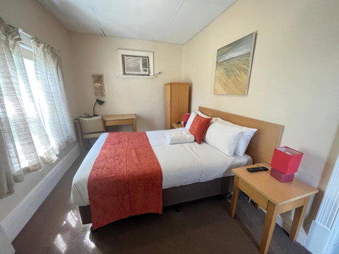 Princes Lodge Motel - Accommodation Cooktown 2