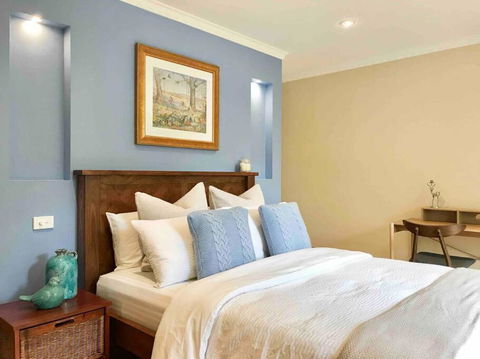 Private Entrance Beautiful Ensuite W Kitchenette - Accommodation Cooktown 0