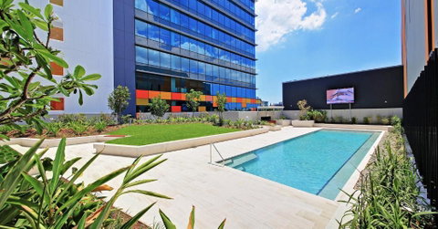 Private Bedroom & Bathroom In Shared Inner Brisbane Apartment - Accommodation Cooktown 1