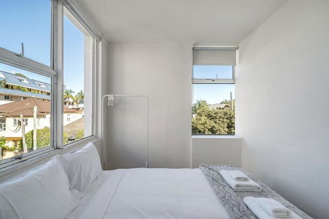 Quaint 1BD On The Doorstep Of Manly Beach - Accommodation Cooktown 3