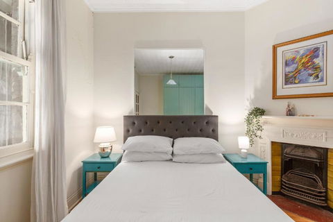 Quaint 3-Bed Heritage Home In The Heart Of Sydney - Accommodation Cooktown 0