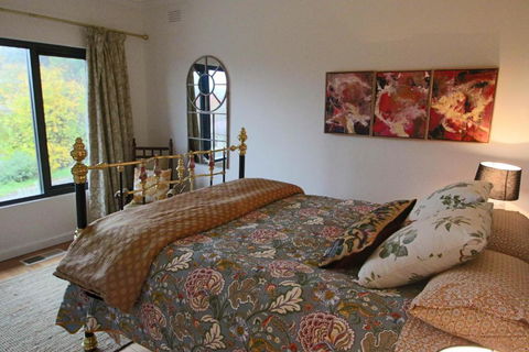 Queen On Randle - Accommodation Cooktown 3