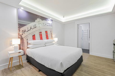 Quirky Studio With Sleek Decor In St Kilda - Accommodation Cooktown 0
