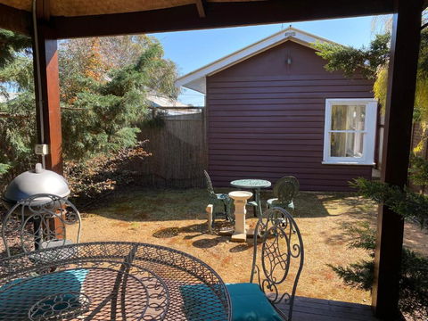 R&R Blue Diamond Luxury Studio Maryborough, Vic - Accommodation Cooktown 0