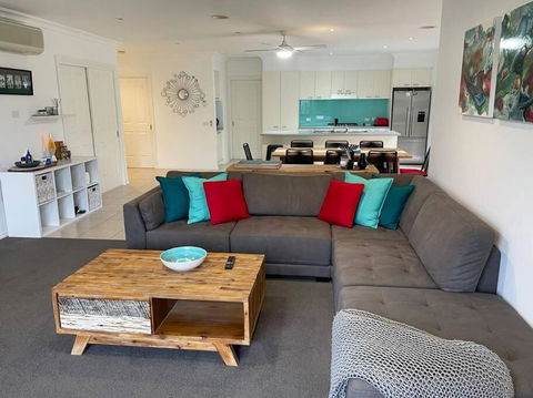 R&R By The Bay In Prime Location - Accommodation Cooktown 1