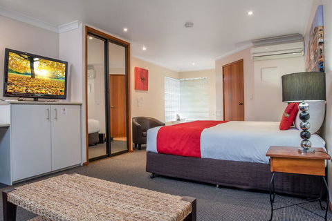 Aspley Carsel Motor Inn - Accommodation Cooktown 0