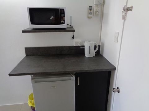 Aspley Sunset Motel - Accommodation Cooktown 2