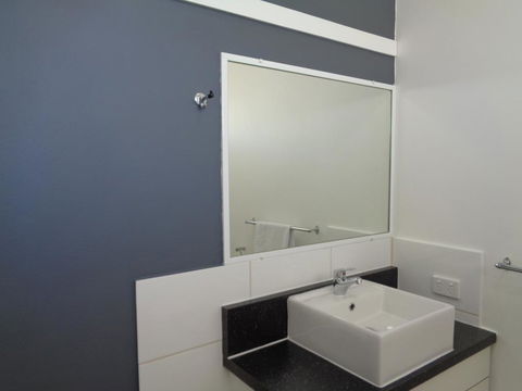 Aspley Sunset Motel - Accommodation Cooktown 3