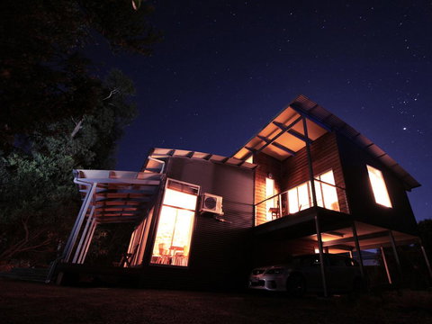 At The Gap Holiday Home - Accommodation Cooktown 2