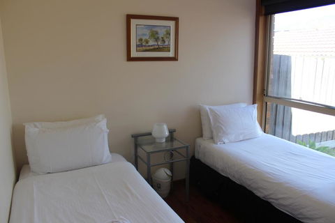 Australian Home Away @ Doncaster Anderson Creek 2 - Accommodation Cooktown 3