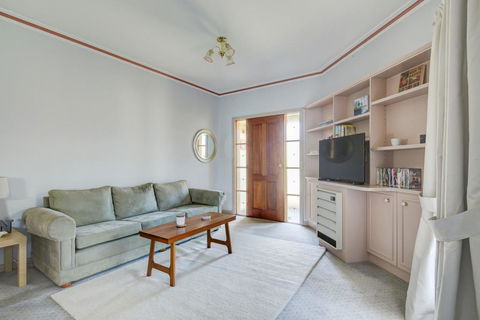 Avalon Cottage - Accommodation Cooktown 3