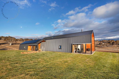 Avonside Alpine Estate Cabin 2 - Accommodation Cooktown 2