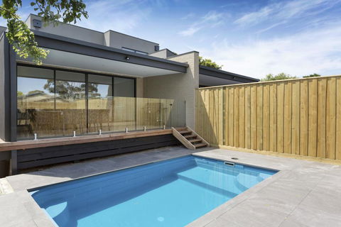 AZURE - ROSEBUD - Accommodation Cooktown 0