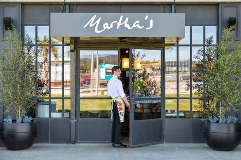 Azure Bliss Family Escape Opposite Beach With Heated Pool Access - Accommodation Cooktown 2