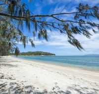 Azure on Geoffrey Bay - Accommodation Cooktown