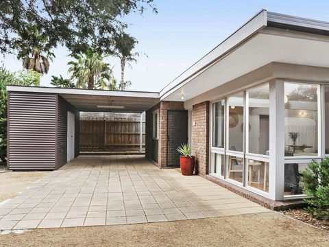 Backyard Bliss - Accommodation Cooktown 0