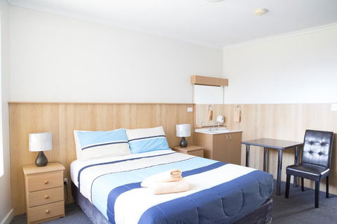 Bamboo Motor Inn - Accommodation Cooktown 1