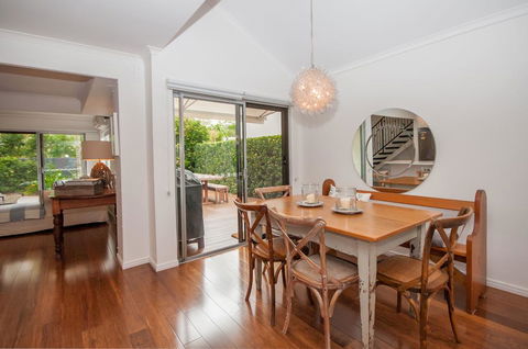 Barbados Noosa - Accommodation Cooktown 0