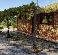 Barossa Glen - Henri's Cottage - Bed  Breakfast - Accommodation Cooktown