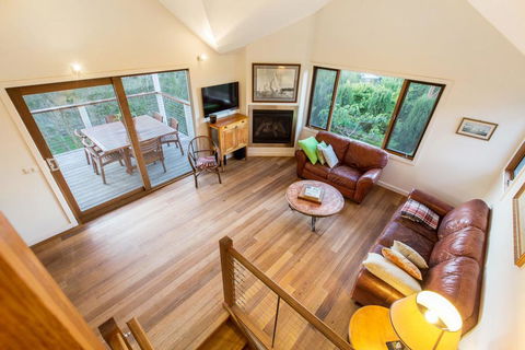 BAY VIEWS ON MANNA - DROMANA - Accommodation Cooktown 1