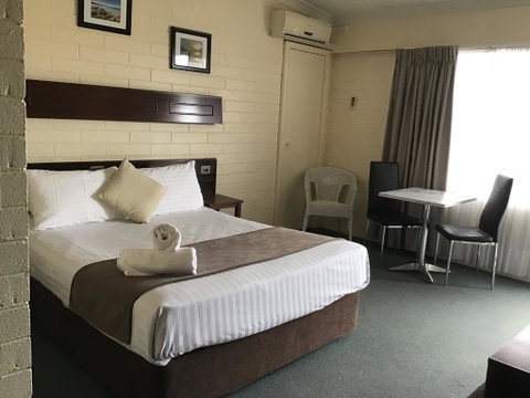 Bayview Motel - Accommodation Cooktown 2