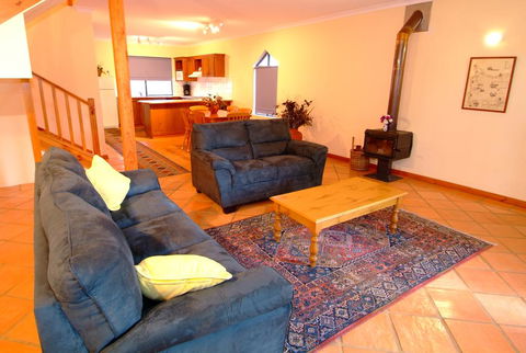 Beach Casa - Accommodation Cooktown 1