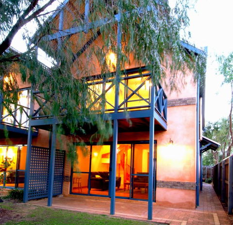 Beach Casa - Accommodation Cooktown 0