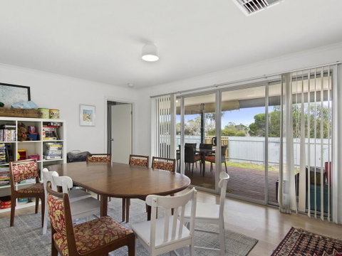 Beach Fun - 11 Broadbeach Drive - Accommodation Cooktown 1