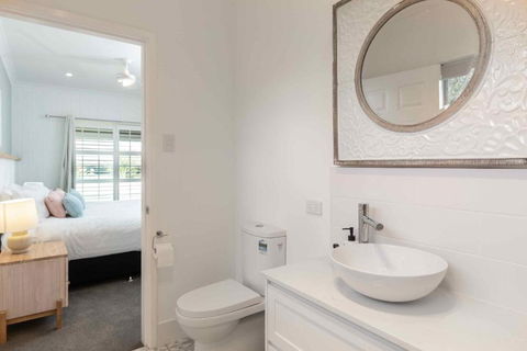 Redims Hill Cottage - Accommodation Cooktown 2