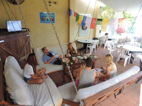 Reef Lodge Backpackers - Accommodation Cooktown 3