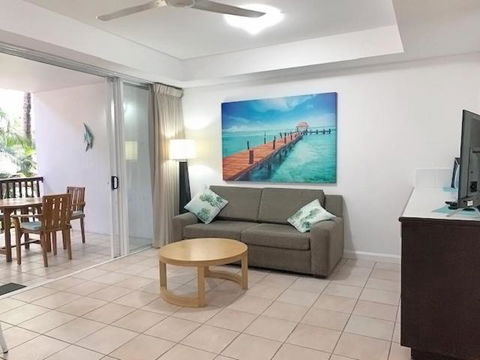 REEF RETREAT APARTMENTS PALM COVE Unit 13 - Accommodation Cooktown 1