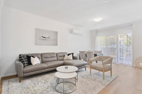 REGL20/11 - Regal In East Perth - Accommodation Cooktown 0