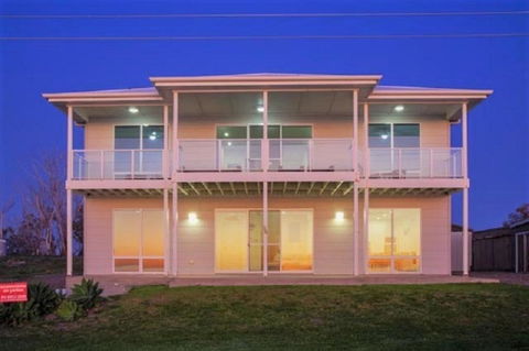 Relax At 36 - Accommodation Cooktown 0