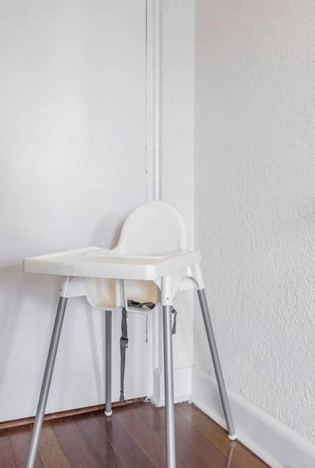 Resort Lifestyle Urban Apt - Pool, Gym, Sauna - Accommodation Cooktown 2