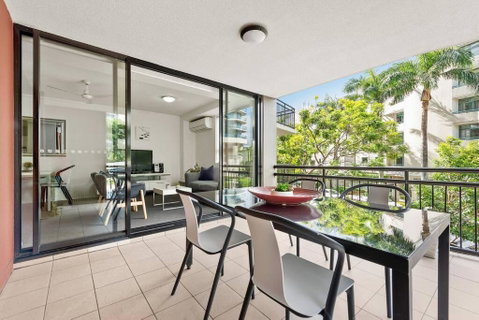 Resort Living - 10mins CBD - 2Bed / 2Bath / 1Car - Accommodation Cooktown 2
