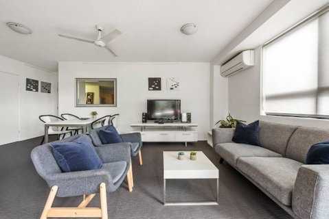 Resort Living - 10mins CBD - 2Bed / 2Bath / 1Car - Accommodation Cooktown 3