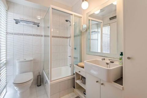 Retreat On George - Accommodation Cooktown 1