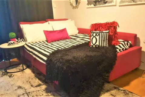 Retro Chic Vibes, Tropical Pool & Prime Location - Accommodation Cooktown 1