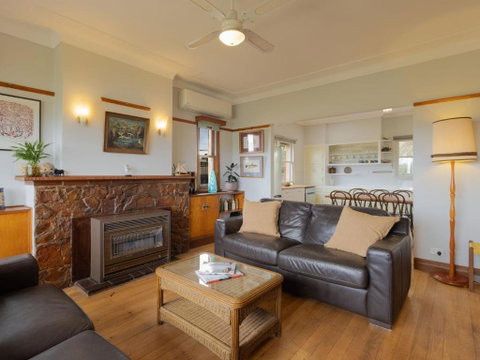 Retro Retreat - Accommodation Cooktown 0