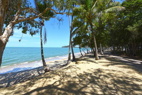 Ribbons Beachfront Apartments Clifton Beach - Accommodation Cooktown 1