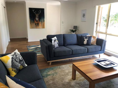 Right In Bright - Accommodation Cooktown 0