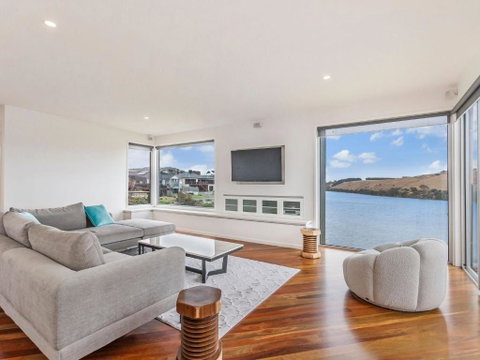 River Reveal - Accommodation Cooktown 0