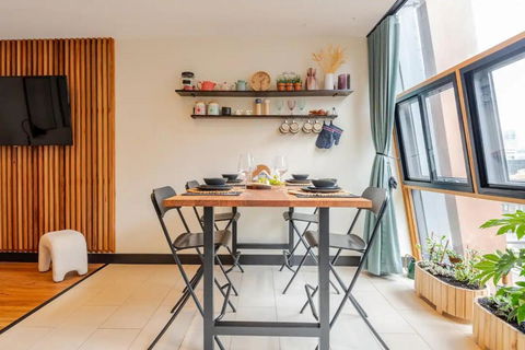 Riverside Apartment Melbourne CBD - Accommodation Cooktown 2