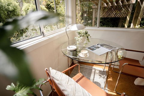 Romantic Garden Cottage With Home Cinema - Accommodation Cooktown 0