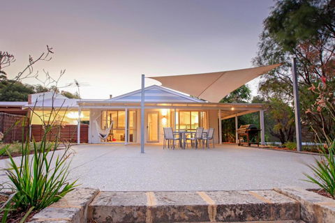 Salt Life - Accommodation Cooktown 0