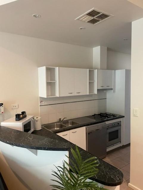 RNR Sturt Holiday Home - Accommodation Cooktown 2