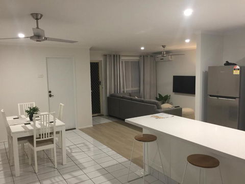 Robin Joy - Accommodation Cooktown 3