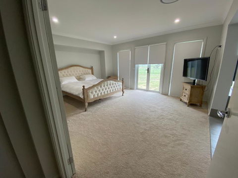 Rosehill Vines - Accommodation Cooktown 1