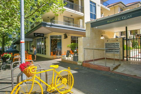 ROYA6320 - Royal Respite - Accommodation Cooktown 1