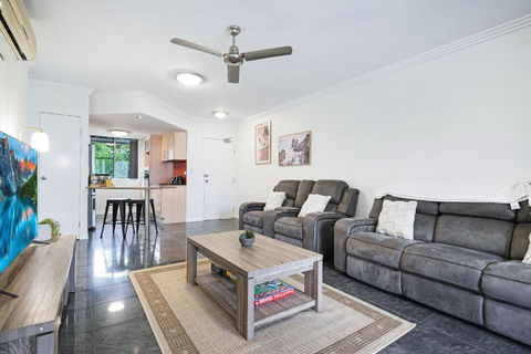 Royal Pavilions 8 - Accommodation Cooktown 3